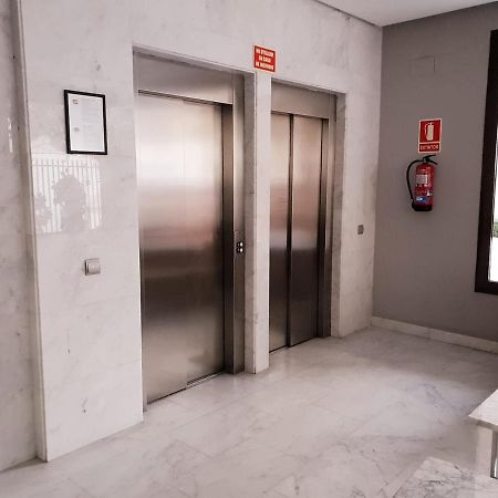 Apartment Close To Airport, Ifema Madrid Kültér fotó